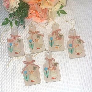 Decorative Wooden Tags with Goose and Floral Design